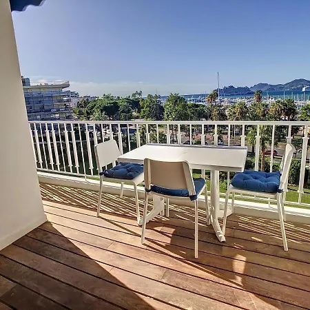 דירה Luxury Amazing 3 Bedrooms, 3 Bathrooms On The Croisette 408 קאן